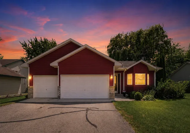 Homes for sale in Buffalo, MN | 1500 4th St Ne, Buffalo, MN 55313 | MLS# 7051232