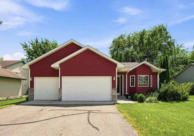 Homes for sale in Buffalo, MN | 1500 4th St Ne, Buffalo, MN 55313 | MLS# 7051232