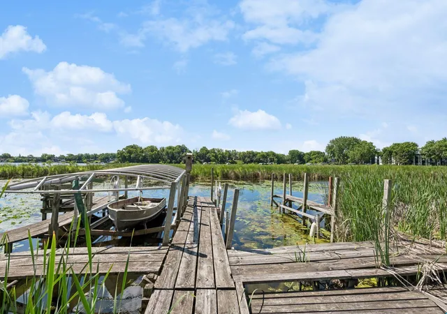 Photo 31 of Sale Pending at 4569 Shoreline Dr, Spring Park, MN 55384 | MLS# 7051302 | Listing updated on 2026-10-07