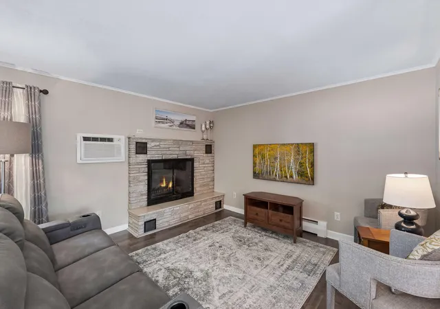 Photo 3 of Sale Pending at 4569 Shoreline Dr, Spring Park, MN 55384 | MLS# 7051302 | Listing updated on 2026-10-07