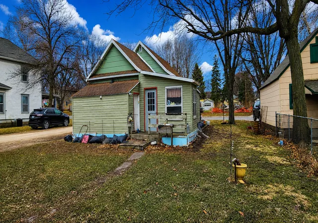Homes for sale in Appleton, MN | 131 E Schlieman Ave, Appleton, MN 56208 | MLS# 7051498