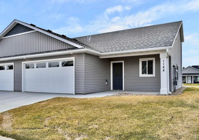 Photo 1 of Single family home for sale at 1148 Eagle Ln, Wabasha, MN 55981 | MLS# 7051635 | Listing updated on 2026-08-26