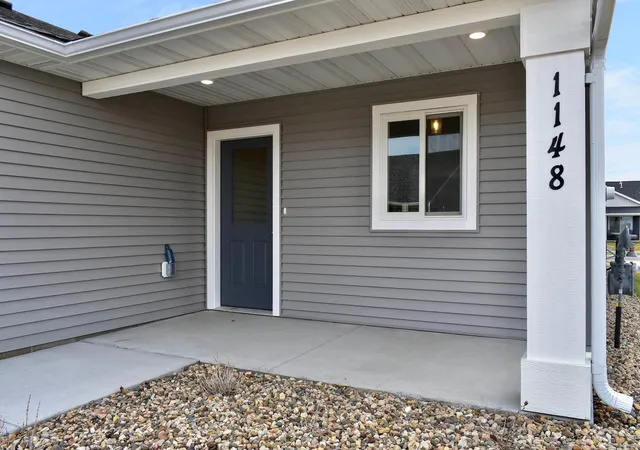 Photo 2 of Single family home for sale at 1148 Eagle Ln, Wabasha, MN 55981 | MLS# 7051635 | Listing updated on 2026-08-26
