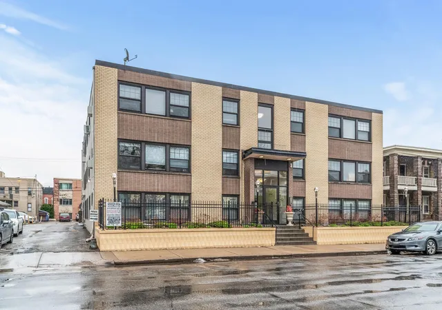 1st image of 3019 Bryant Ave S #6, Minneapolis, MN 55408 | MLS# 7051702