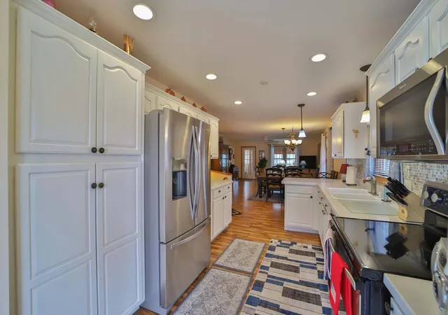 3rd image of 14330 Northwoods Dr, Baxter, MN 56425 | MLS# 7051841