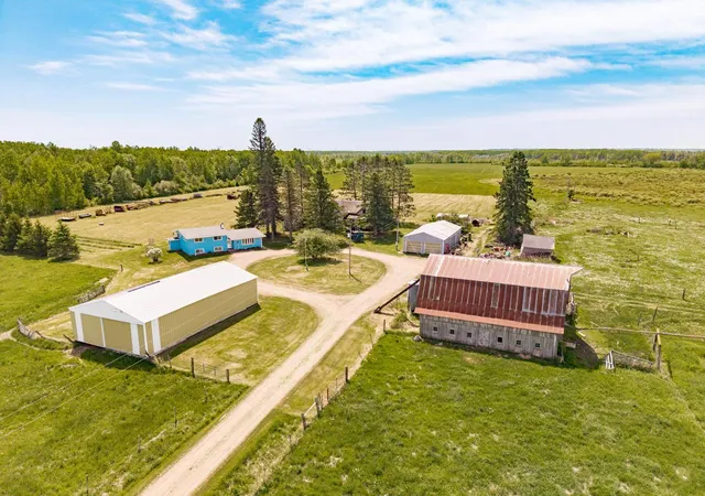 Homes for sale in Kettle River, MN | 6606 Metso Rd, Kettle River, MN 55757 | MLS# 7052044