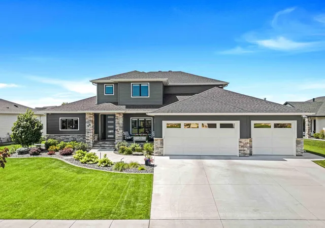 Photo 1 of Single family home for sale at 324 25th Avenue E, West Fargo, ND 58078 | MLS# 7052114 | Listing updated on 2026-08-24