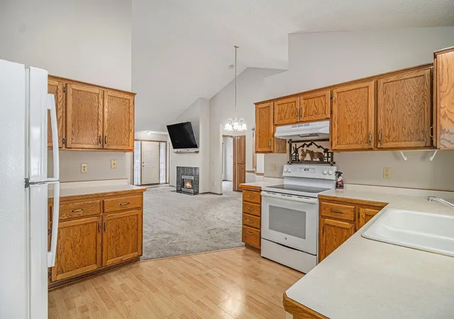 4th image of 13142 Rose St Nw, Minneapolis, MN 55448 | MLS# 7052201