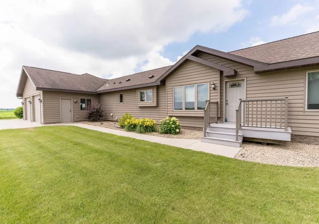 Homes for sale in Nelson, MN | 6432 Botzet Rd Ne, Nelson, MN 56355 | MLS# 7052267