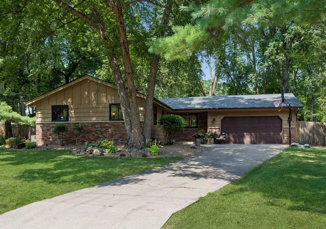 Photo 1 of Sale Pending at 2100 W 107th Street, Minneapolis, MN 55431 | MLS# 7052337 | Listing updated on 2026-08-21