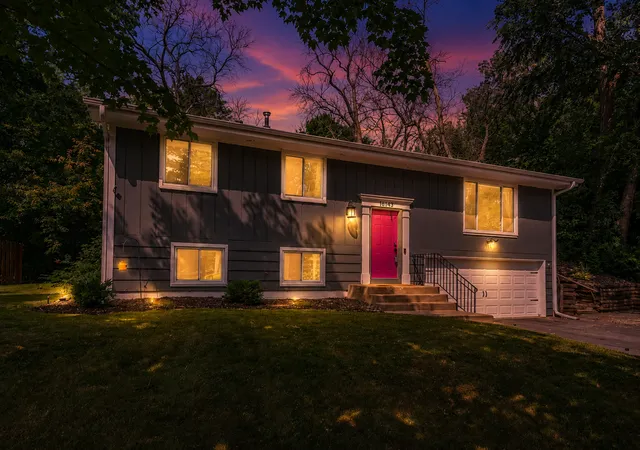 Homes for sale in Prior Lake, MN | 16043 Cambridge Cir Se, Prior Lake, MN 55372 | MLS# 7052521