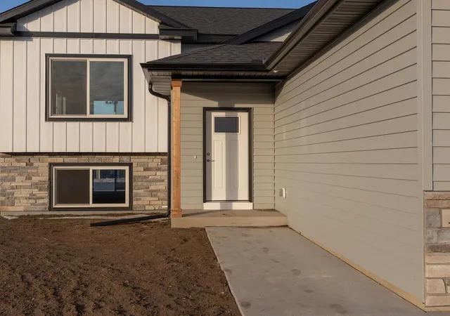 3rd image of 424 Amco Ln, Chatfield, MN 55923 | MLS# 7052595
