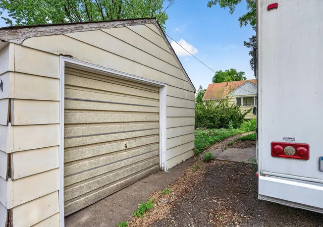 Photo 28 of Single family home for sale at 841 20th Avenue Se, Minneapolis, MN 55414 | MLS# 7052607 | Listing updated on 2026-09-04