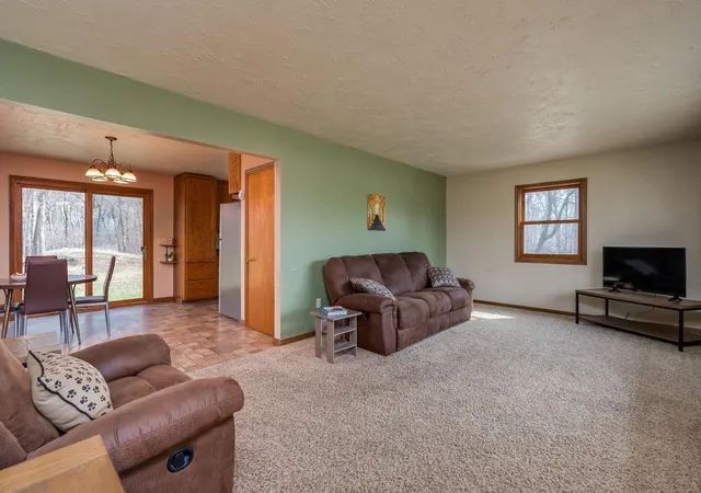 Homes for sale in Amboy, MN | 52072 State Hwy 30, Amboy, MN 56010 | MLS# 7052680