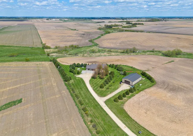 2nd image of 15585 County 9 Blvd, Goodhue, MN 55027 | MLS# 7052792