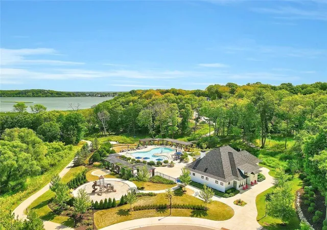 2nd image of 4501 Meadowview Ln, Excelsior, MN 55331 | MLS# 7052835