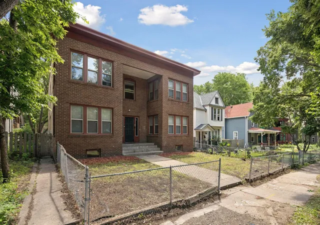 Photo 1 of Multi family home for sale at 2621 2nd Avenue S, Minneapolis, MN 55408 | MLS# 7052878 | Listing updated on 2026-06-25