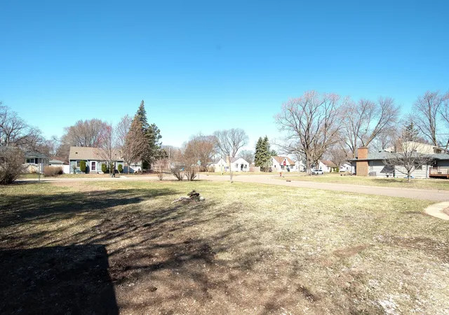24th image of 4370 Adair Ave N, Minneapolis, MN 55422 | MLS# 7052890