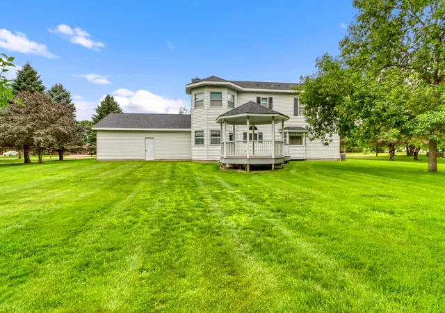 5th image of 604 Pine Needle Dr, Perham, MN 56573 | MLS# 7052900