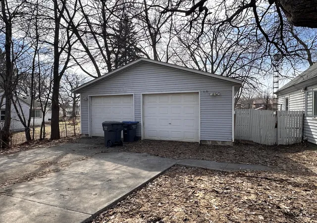 Homes for sale in North Saint Paul, MN | 2076 Flanders Rd, North Saint Paul, MN 55109 | MLS# 7052963