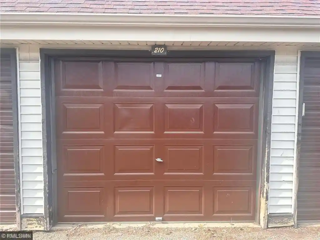 Listing Photo 9 - Condo for sale in 7226 72nd Ln N located at 7226 72nd Ln N, Brooklyn Park, MN 55428 - Unit #210