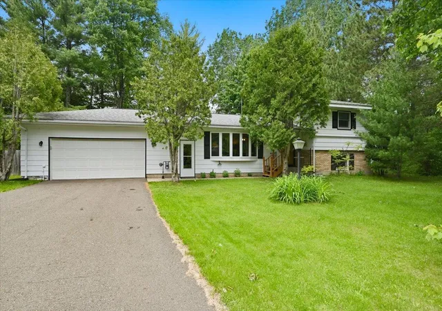 1st image of 1405 Roland Rd, Cloquet, MN 55720 | MLS# 7053086