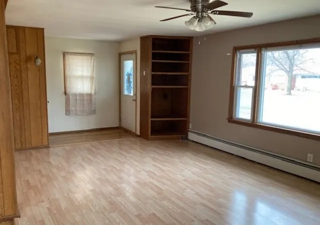 5th image of 633 Stearns Ave, Paynesville, MN 56362 | MLS# 7053236