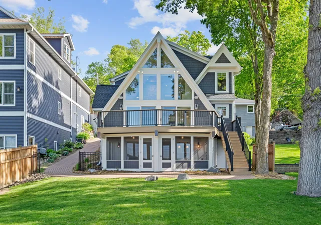 Photo 4 of Single family home for sale at 5325 Edsall Rd, Minnetrista, MN 55364 | MLS# 7053271 | Listing updated on 2026-10-26
