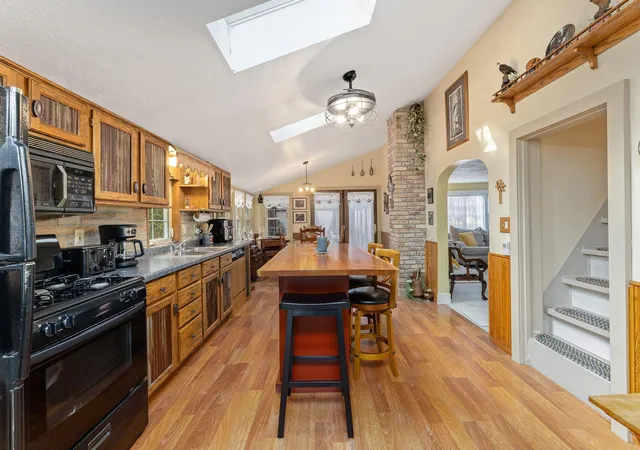 4th image of 46652 Riverview Dr, La Crescent, MN 55947 | MLS# 7053329