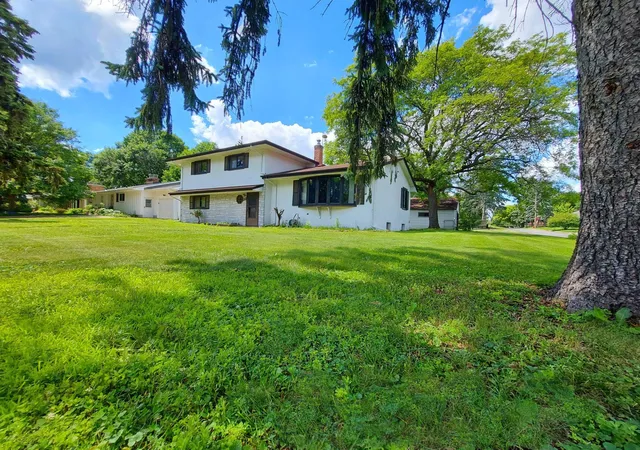 1st image of 1791 Lake St, Saint Paul, MN 55113 | MLS# 7053335