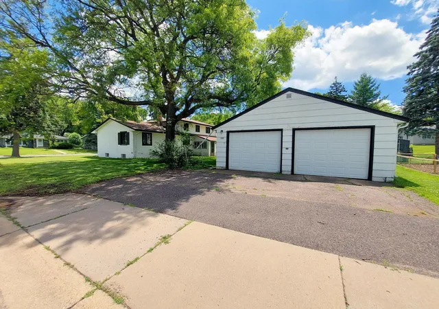 2nd image of 1791 Lake St, Saint Paul, MN 55113 | MLS# 7053335