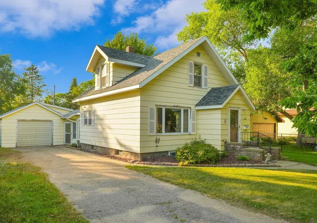 Photo 1 of Single family home for sale at 447 2nd Avenue Ne, Perham, MN 56573 | MLS# 7053411 | Listing updated on 2026-09-29