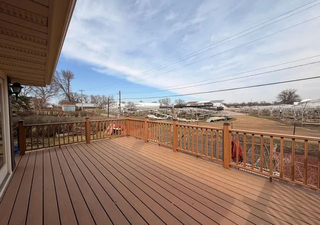 Photo 3 of Single family home for sale at 1306 Marie Ave, Albert Lea, MN 56007 | MLS# 7053421 | Listing updated on 2026-05-27