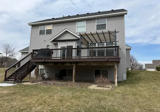 7th image of 10545 Noble Cir N, Brooklyn Park, MN 55443 | MLS# 7053433