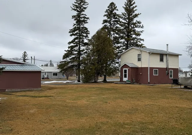 Homes for sale in International Falls, MN | 1702 1St Ave, International Falls, MN 56649 | MLS# 7053562