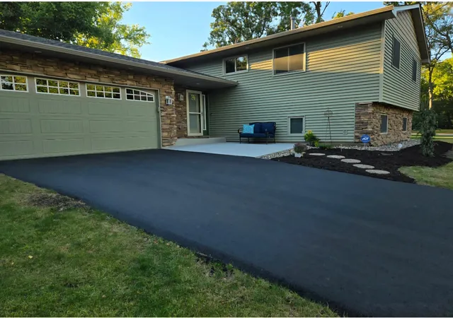 Photo 3 of Single family home for sale at 11660 Lehigh Ave S, Hastings, MN 55033 | MLS# 7053577 | Listing updated on 2026-10-08