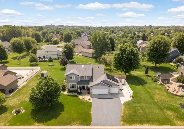 Photo 3 of Sale Pending at 17030 Fairmeadow Way, Farmington, MN 55024 | MLS# 7053620 | Listing updated on 2026-09-03