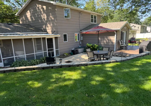 Photo 3 of Single family home for sale at 209 Burr Oak Dr, Albert Lea, MN 56007 | MLS# 7053707 | Listing updated on 2026-10-02