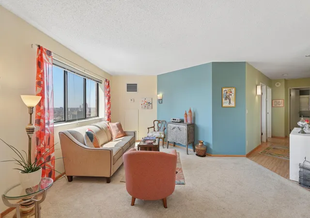 Photo 4 of Condo for sale at 78 10th Street E #2702, Saint Paul, MN 55101 | MLS# 7053708 | Listing updated on 2026-09-14