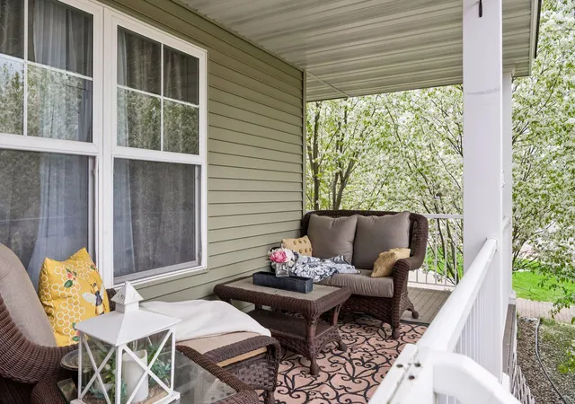 Photo 3 of Single family home for sale at 2898 Clover Ridge Dr, Chaska, MN 55318 | MLS# 7053807 | Listing updated on 2026-07-29