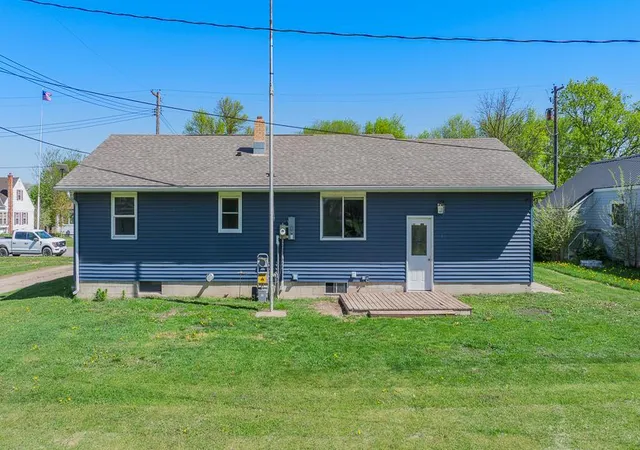Homes for sale in Echo, MN | 30 3Rd Ave W, Echo, MN 56237 | MLS# 7053831