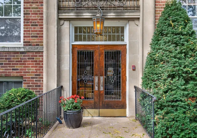 Photo 2 of Condo for sale at 2716 Humboldt Ave S #301, Minneapolis, MN 55408 | MLS# 7053859 | Listing updated on 2026-10-23