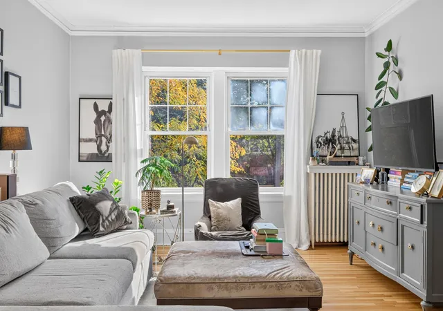 Photo 4 of Condo for sale at 2716 Humboldt Ave S #301, Minneapolis, MN 55408 | MLS# 7053859 | Listing updated on 2026-10-23