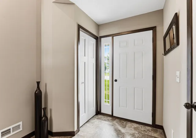 Homes for sale in Cambridge, MN | 1522 35Th Ave Sw, Cambridge, MN 55008 | MLS# 7053890