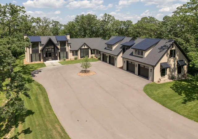 Photo 1 of Single family home for sale at 6620 Buckthorn Dr Nw, Rochester, MN 55901 | MLS# 7053893 | Listing updated on 2026-09-22