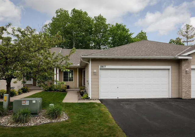 Homes for sale in Savage, MN | 13877 Ventura Pl, Savage, MN 55378 | MLS# 7053933