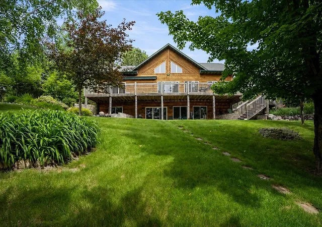 Photo 1 of Single family home for sale at 17999 Ivy Dr, Park Rapids, MN 56470 | MLS# 7053944 | Listing updated on 2026-08-25