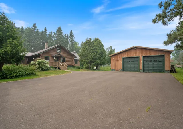 Single family home for sale at 3521 Fire Trl, Eveleth, MN 55734 | MLS# 7054008