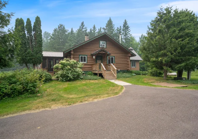 2nd image of 3521 Fire Trl, Eveleth, MN 55734 | MLS# 7054008