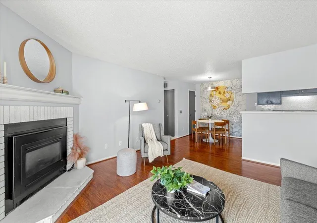5th image of 1720 Pleasant St #H, Saint Paul, MN 55113 | MLS# 7054011